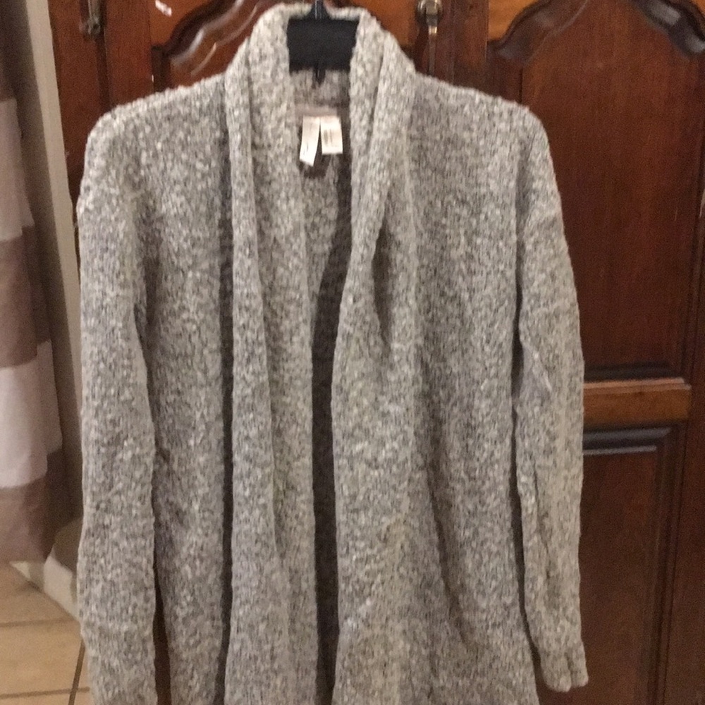 Sweater - Picture 3 of 3